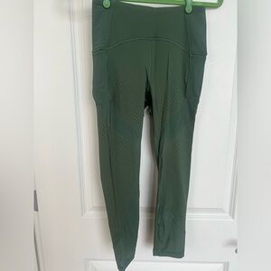 NWOT Lululemon Uncovered Strength High-Rise Crop 23" legging - size 6 - green